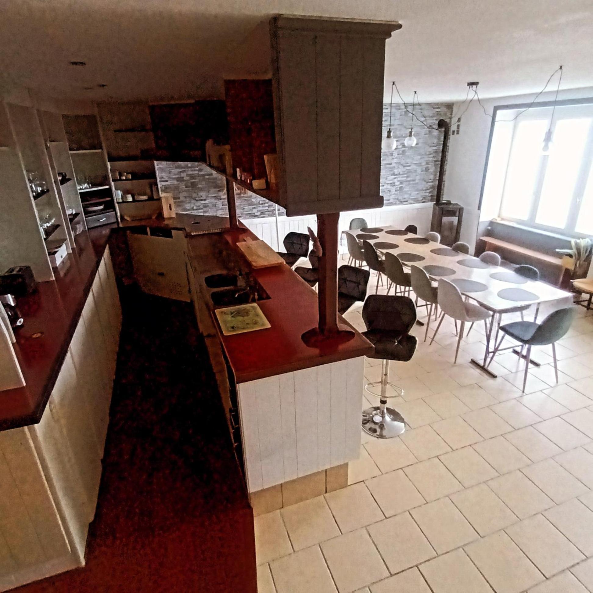 Le Miraillet, Gite Saint-Illide Екстер'єр фото